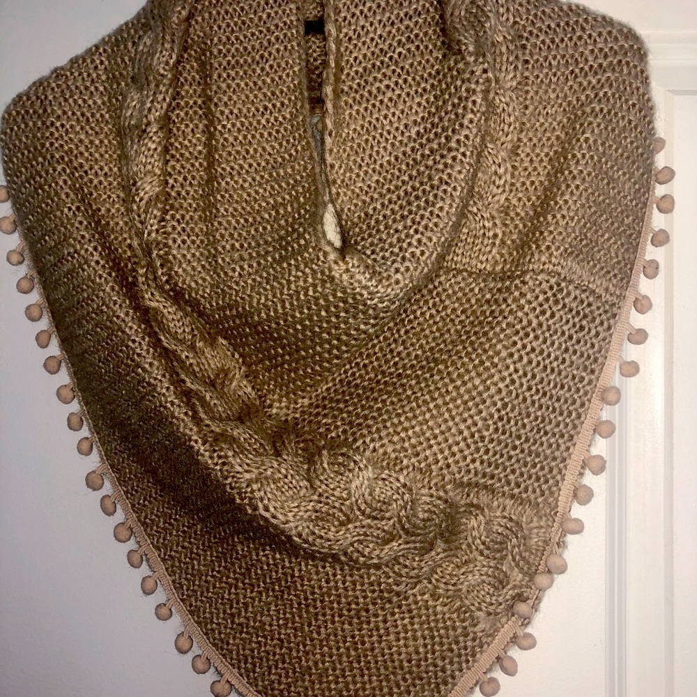 NWOT OS scarf